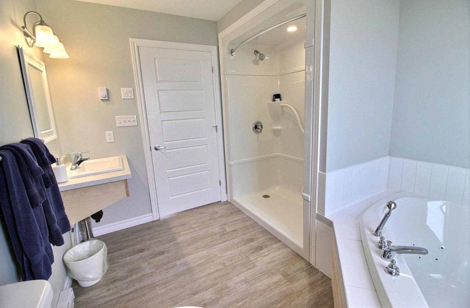 Cavendish Bosom Buddies Cottage Resort Bagian luar foto
