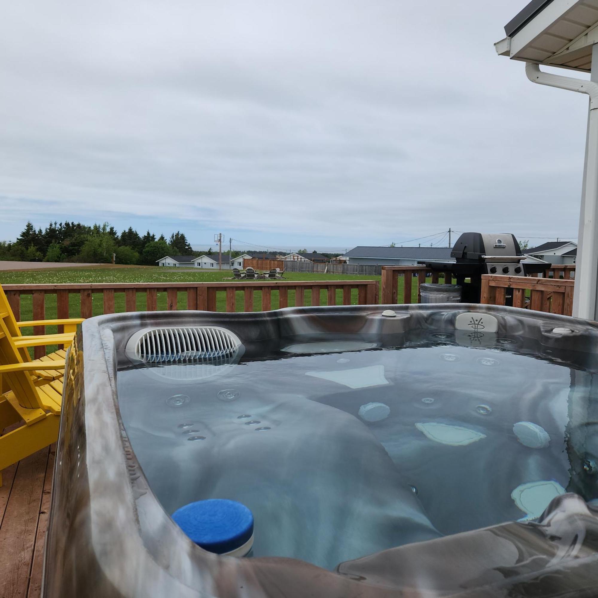 Cavendish Bosom Buddies Cottage Resort Bagian luar foto