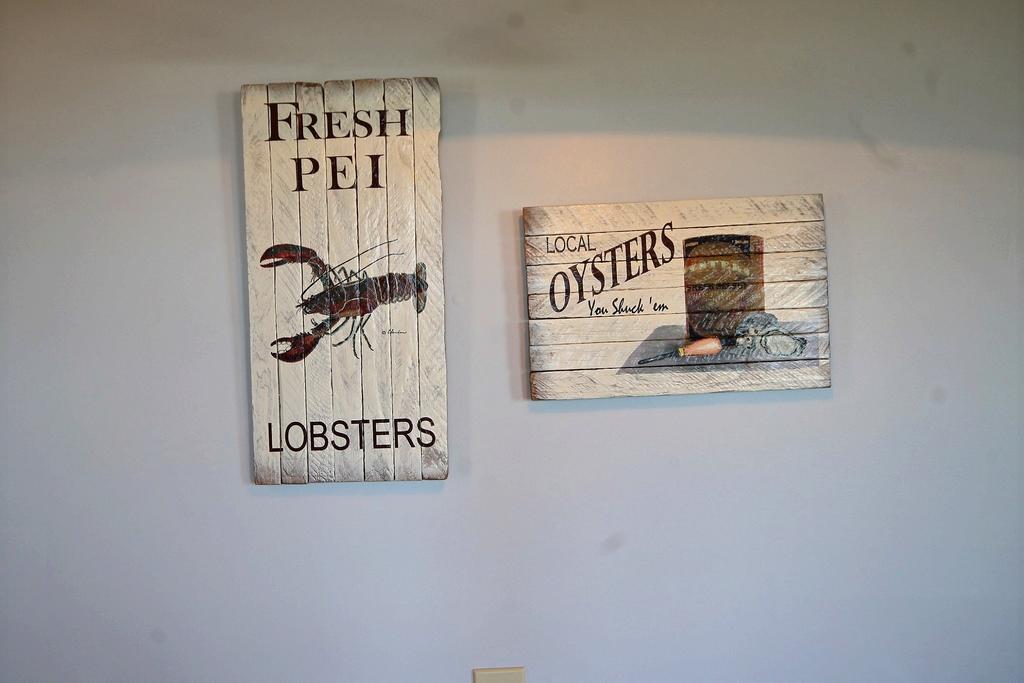 Cavendish Bosom Buddies Cottage Resort Bagian luar foto