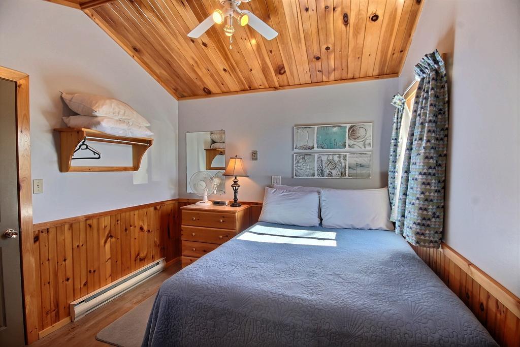 Cavendish Bosom Buddies Cottage Resort Bagian luar foto