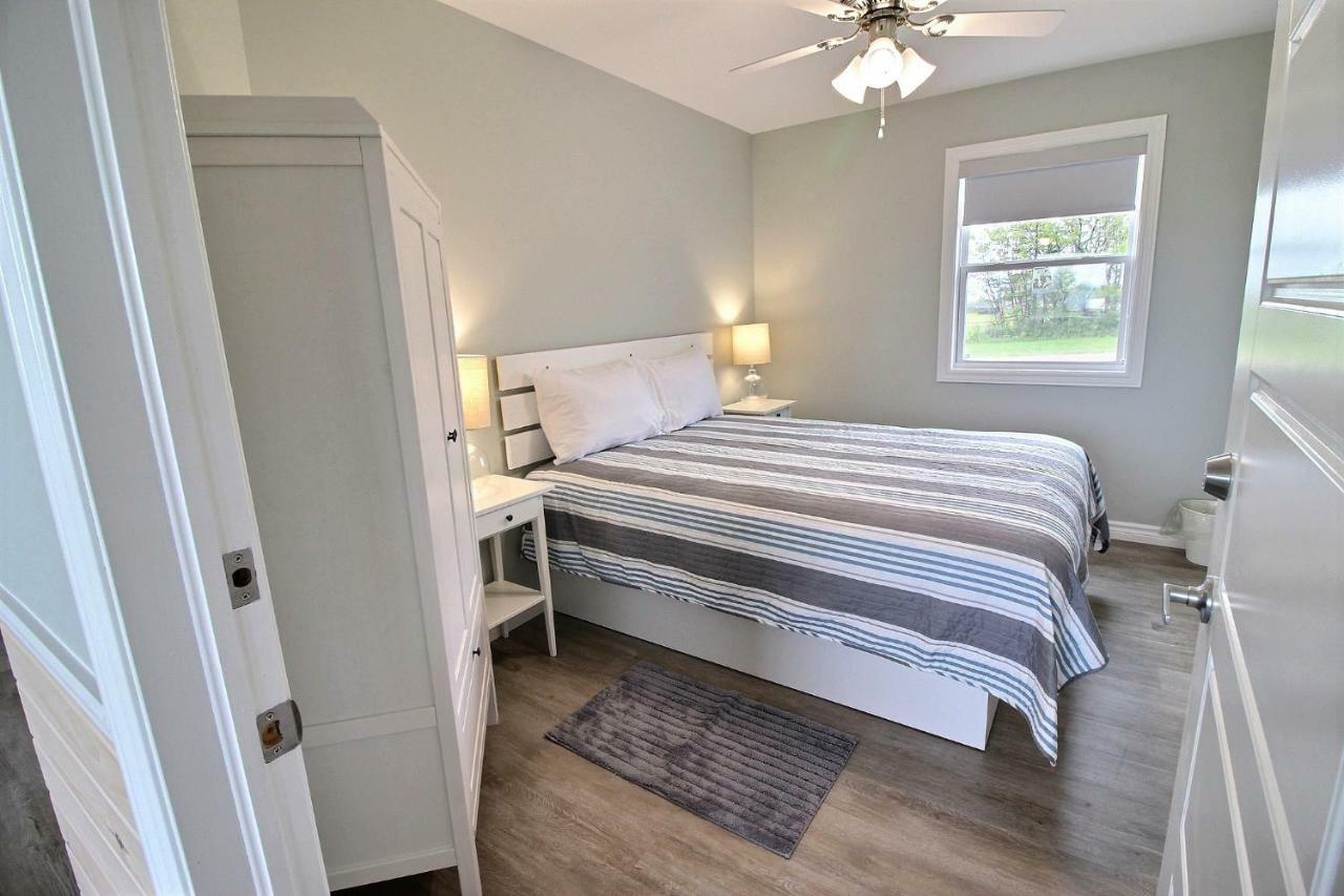 Cavendish Bosom Buddies Cottage Resort Bagian luar foto
